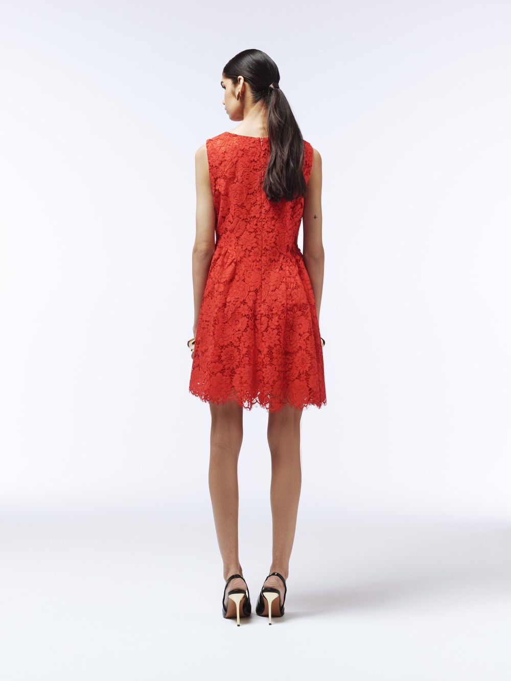 Elegant Red Lace Mini Dress (2)